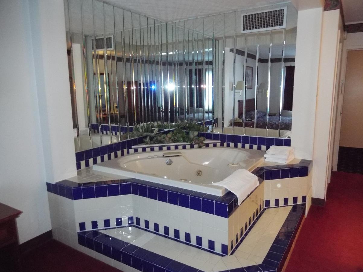 Cadillac Sands Resort 외부 사진