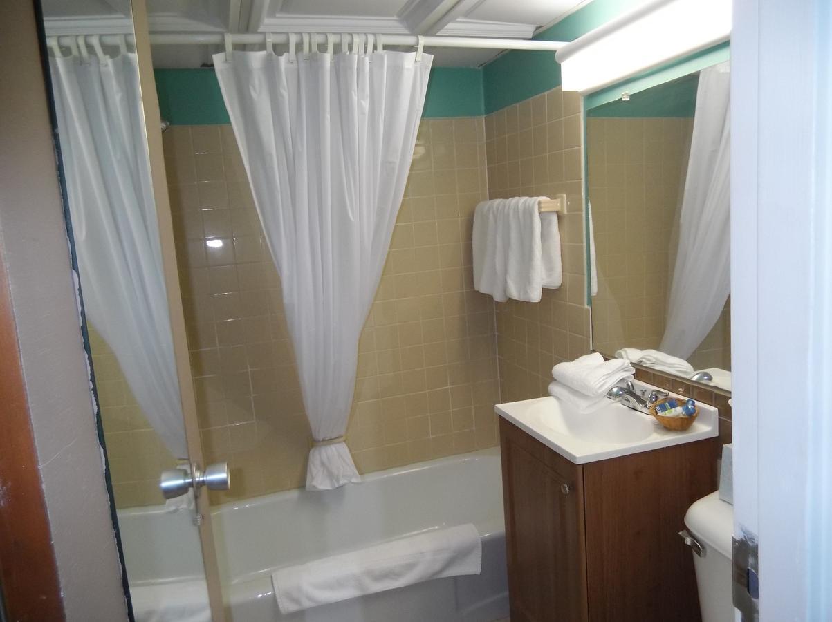 Cadillac Sands Resort 외부 사진